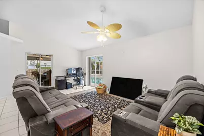 2711 SE Fall Street, Port Saint Lucie, FL 34984 - Photo 10