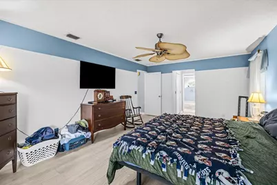 2711 SE Fall Street, Port Saint Lucie, FL 34984 - Photo 18