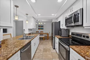 4431 NE 28th Ave, Lighthouse Point, FL 33064 - Photo 30