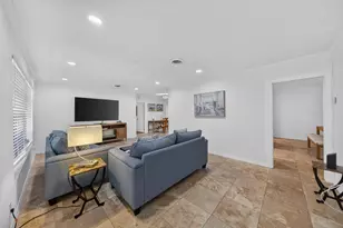 4431 NE 28th Ave, Lighthouse Point, FL 33064 - Photo 4