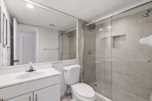 2322 S Cypress Bend Dr, Pompano Beach, FL 33069 - Photo 8