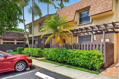 1133 NW 79th Drive, Plantation, FL 33322 - Photo 4