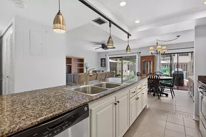 1133 NW 79th Drive, Plantation, FL 33322 - Photo 12