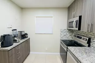 5545 N Lakewood Circle N, Margate, FL 33063 - Photo 6