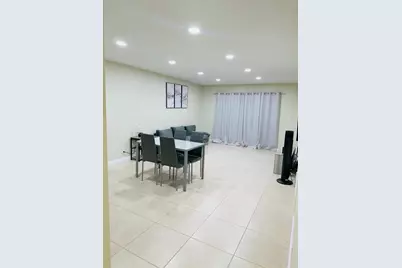 5545 N Lakewood Circle N #425, Margate, FL 33063 - Photo 4