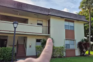 5545 N Lakewood Circle N, Margate, FL 33063 - Photo 2