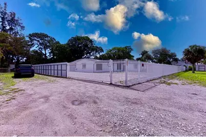 696 Arlington Drive, West Palm Beach, FL 33415 - Photo 6