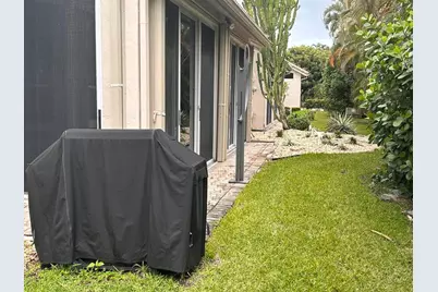 8884 Shoal Creek Lane, Boynton Beach, FL 33472 - Photo 14