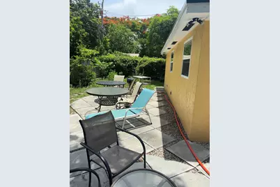 911 Opa Locka Boulevard, Miami, FL 33168 - Photo 2