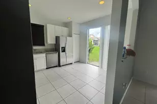 9517 SW Flowermound Cir, Port Saint Lucie, FL 34987 - Photo 8