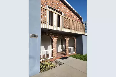 2212 SE 4th Avenue, Fort Lauderdale, FL 33316 - Photo 2