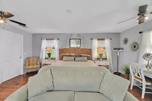 220 Riomar Dr, Port Saint Lucie, FL 34952 - Photo 24