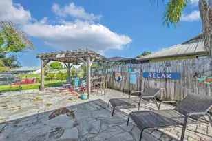 220 Riomar Dr, Port Saint Lucie, FL 34952 - Photo 44