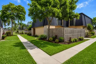 2333 Waterside Dr, Lake Worth, FL 33461 - Photo 18