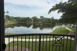 4163 N Haverhill Rd, West Palm Beach, FL 33417 - Photo 6
