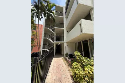 2160 SW 16th Avenue SW #418, Miami, FL 33145 - Photo 2