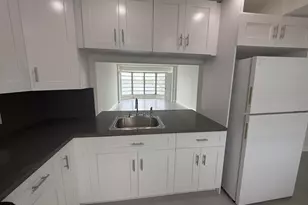 1300 NE 191st St, Miami, FL 33179 - Photo 10
