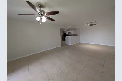 5011 Wiles Road #208, Coconut Creek, FL 33073 - Photo 4