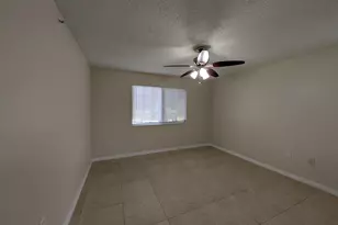 5011 Wiles Rd, Coconut Creek, FL 33073 - Photo 10