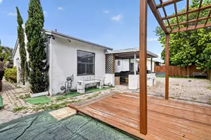 5639 Ithaca Cir E, Lake Worth, FL 33463 - Photo 6