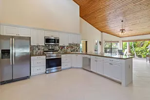 8660 NW 54th St, Coral Springs, FL 33067 - Photo 8