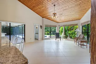 8660 NW 54th St, Coral Springs, FL 33067 - Photo 14