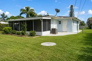 609 Ash St, Port Saint Lucie, FL 34952 - Photo 14