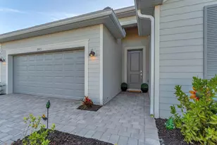 7973 Lakes Edge Ln, Port Charlotte, FL 33981 - Photo 4