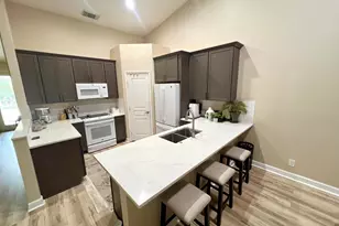 10619 SW Cam Run, Port Saint Lucie, FL 34987 - Photo 6
