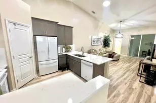 10619 SW Cam Run, Port Saint Lucie, FL 34987 - Photo 6