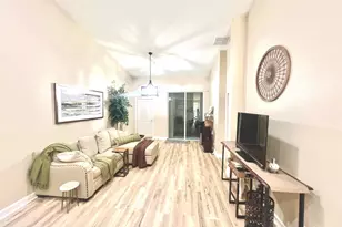 10619 SW Cam Run, Port Saint Lucie, FL 34987 - Photo 10