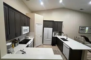 10619 SW Cam Run, Port Saint Lucie, FL 34987 - Photo 6