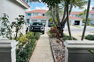 8023 Big Pine Way, Riviera Beach, FL 33407 - Photo 10