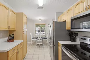 13175 Quiet Woods Rd, Wellington, FL 33414 - Photo 14