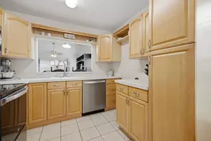 13175 Quiet Woods Rd, Wellington, FL 33414 - Photo 12