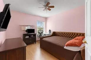 1021 NW 185th Ave, Pembroke Pines, FL 33029 - Photo 24