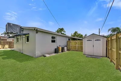 5940 NE 2nd Avenue, Oakland Park, FL 33334 - Photo 36
