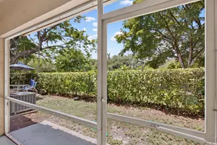 11451 Lakeview Dr, Coral Springs, FL 33071 - Photo 1