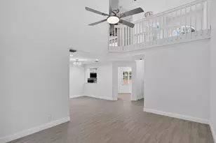 11451 Lakeview Dr, Coral Springs, FL 33071 - Photo 12