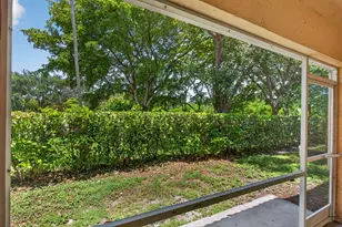 11451 Lakeview Dr, Coral Springs, FL 33071 - Photo 2