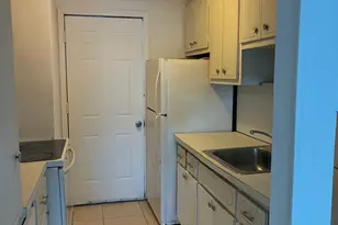 300 NE 191st St, Miami, FL 33179 - Photo 1