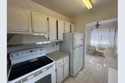 2840 Cynthia Lane #207, Lake Worth Beach, FL 33461 - Photo 10