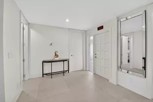 403 Bridgewood Ct, Boca Raton, FL 33434 - Photo 6