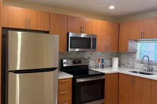 830 S Hollybrook Dr, Pembroke Pines, FL 33025 - Photo 1