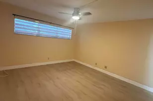 830 S Hollybrook Dr, Pembroke Pines, FL 33025 - Photo 4