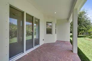 2545 St Lucia Cir, Vero Beach, FL 32967 - Photo 24