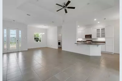 2545 Saint Lucia Circle, Vero Beach, FL 32967 - Photo 4