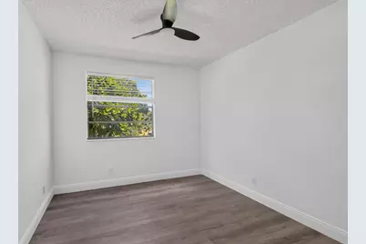 223 NW 36th Avenue, Deerfield Beach, FL 33442 - Photo 12