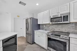 223 NW 36th Ave, Deerfield Beach, FL 33442 - Photo 10