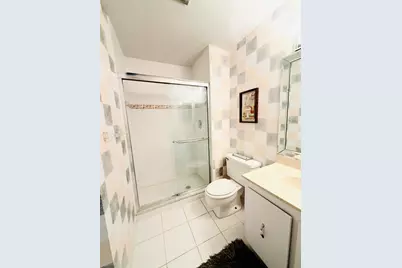 21411 Juego Circle #32b, Boca Raton, FL 33433 - Photo 8